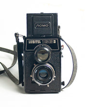 Cargar imagen en el visor de la galería, Lomo Lubitel 166B

